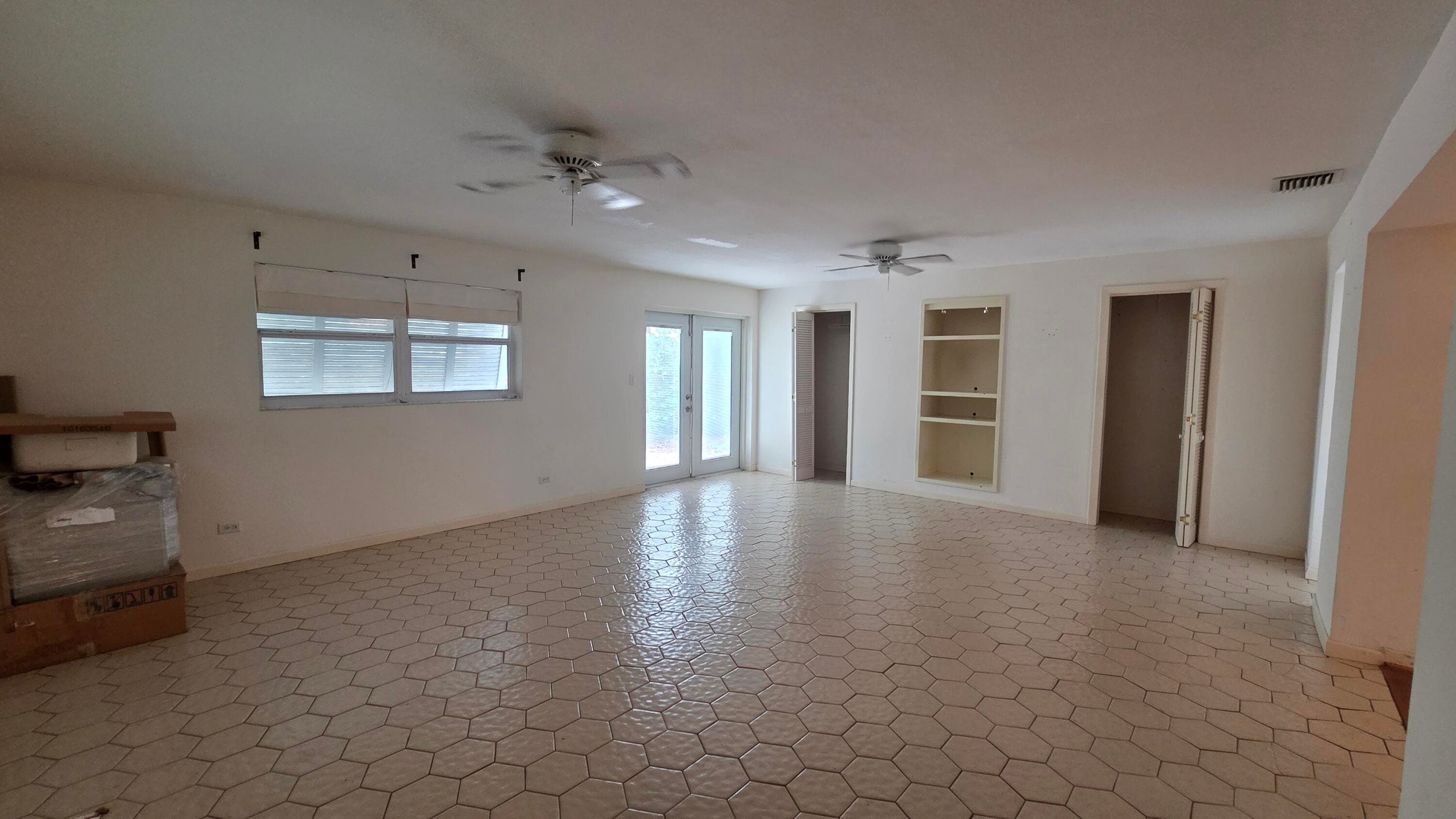 2000 N 31st Avenue, Hollywood, FL 33021 — photo 11 of 14