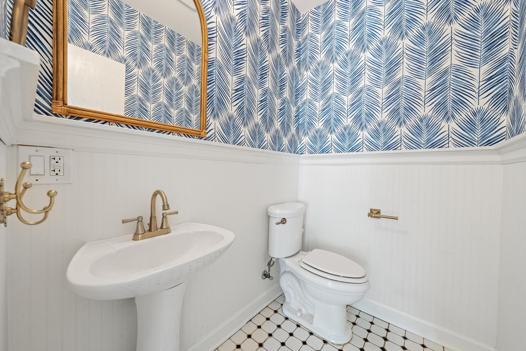 315 Hawthorne Drive, Lake Park, FL 33403 — photo 16 of 38