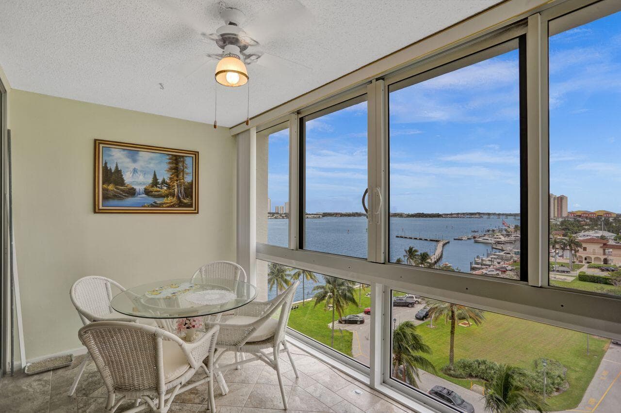 301 Lake Shore Drive 809, Lake Park, FL 33403 — photo 6 of 37