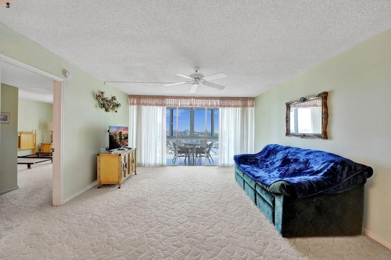 301 Lake Shore Drive 809, Lake Park, FL 33403 — photo 9 of 37