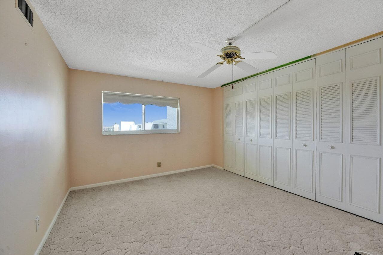 301 Lake Shore Drive 809, Lake Park, FL 33403 — photo 22 of 37