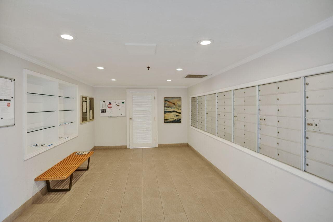 301 Lake Shore Drive 809, Lake Park, FL 33403 — photo 23 of 37
