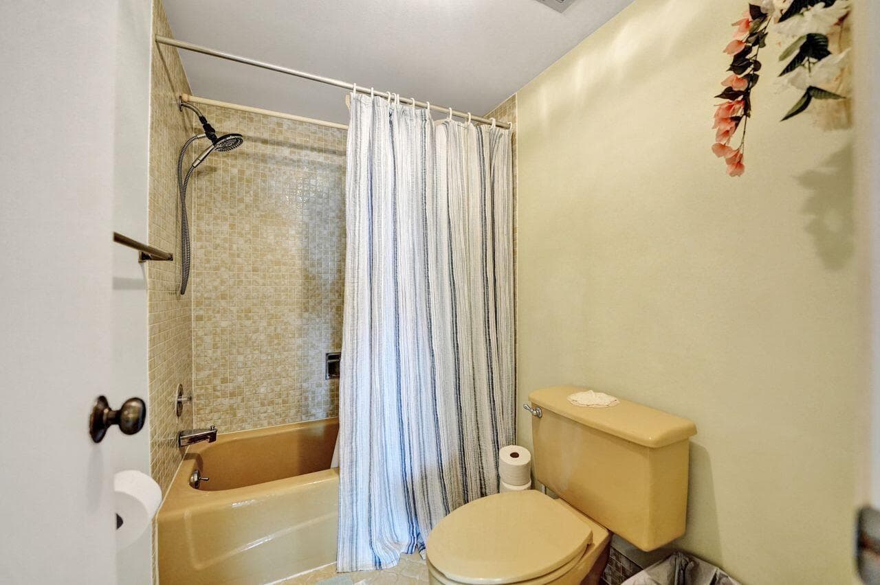 301 Lake Shore Drive 809, Lake Park, FL 33403 — photo 37 of 37