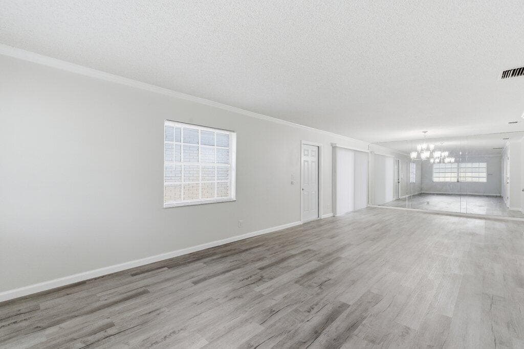 10098 S 42nd Drive, Boynton Beach, FL 33436 — photo 13 of 45
