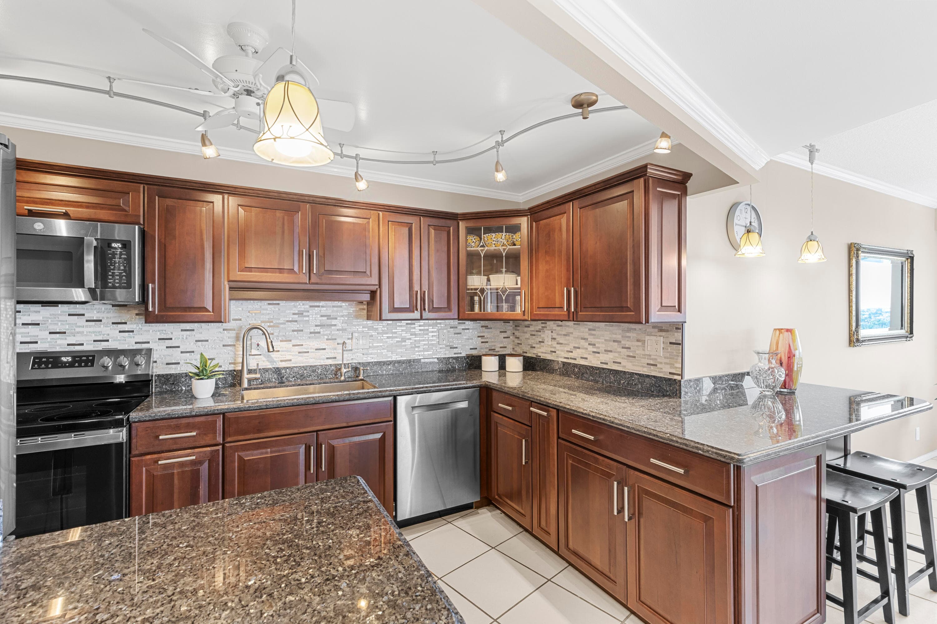 3000 Holiday Drive 1505, Fort Lauderdale, FL 33316 — photo 12 of 62