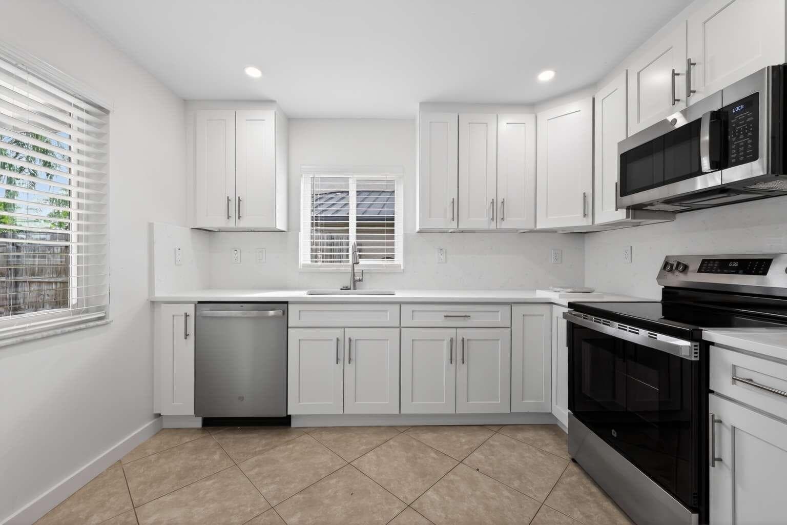 1329 SW 151st Way, Sunrise, FL 33326 — photo 8 of 17