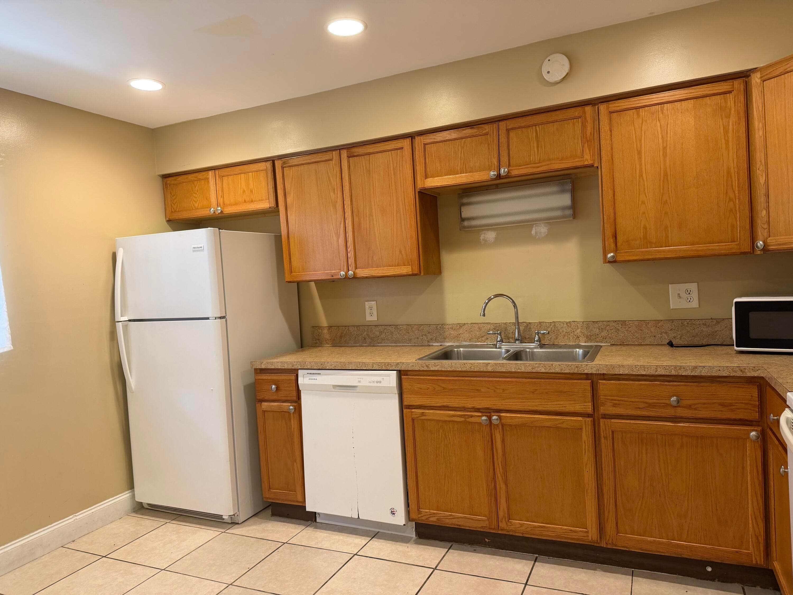 507 S 10th Street B, Fort Pierce, FL 34950 — photo 2 of 11