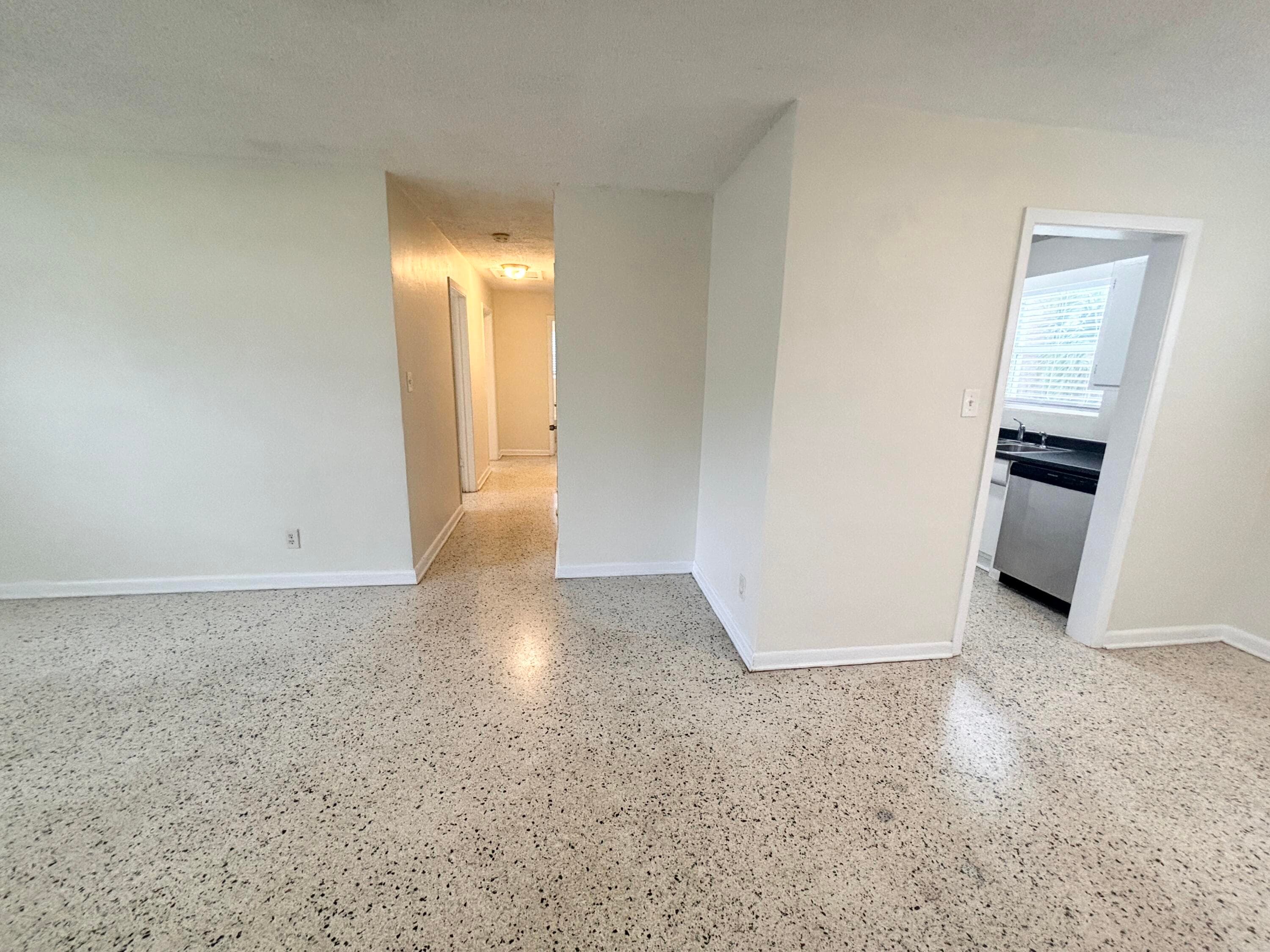 218 Seville Road, West Palm Beach, FL 33405 — photo 3 of 19