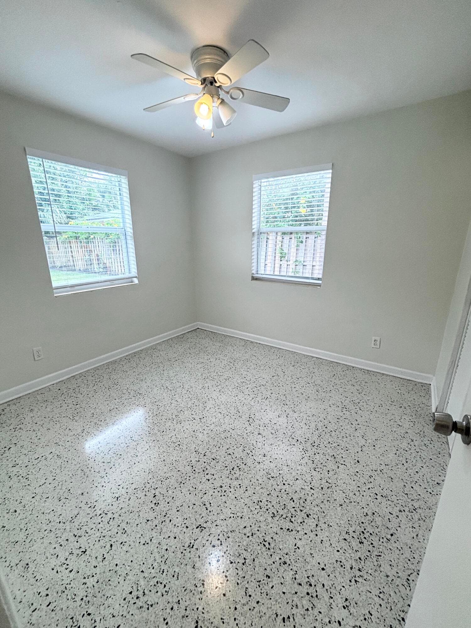 218 Seville Road, West Palm Beach, FL 33405 — photo 9 of 19
