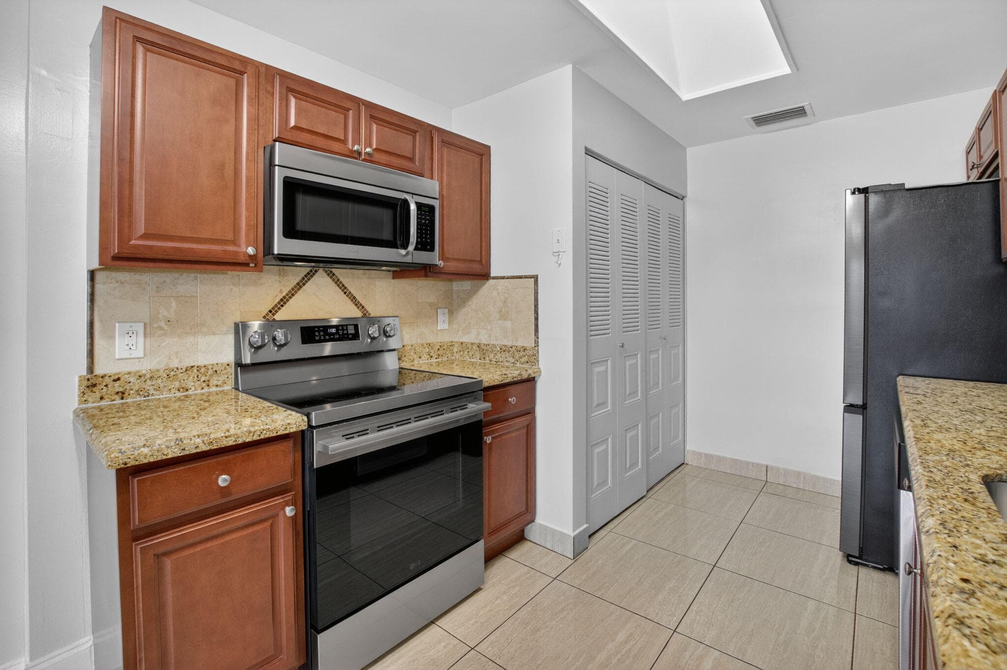 14696 Lucy Drive 14696, Delray Beach, FL 33484 — photo 19 of 42