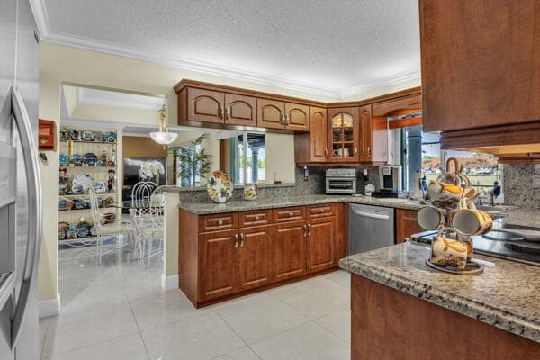 6431 Olde Moat Way, Davie, FL 33331 — photo 15 of 59