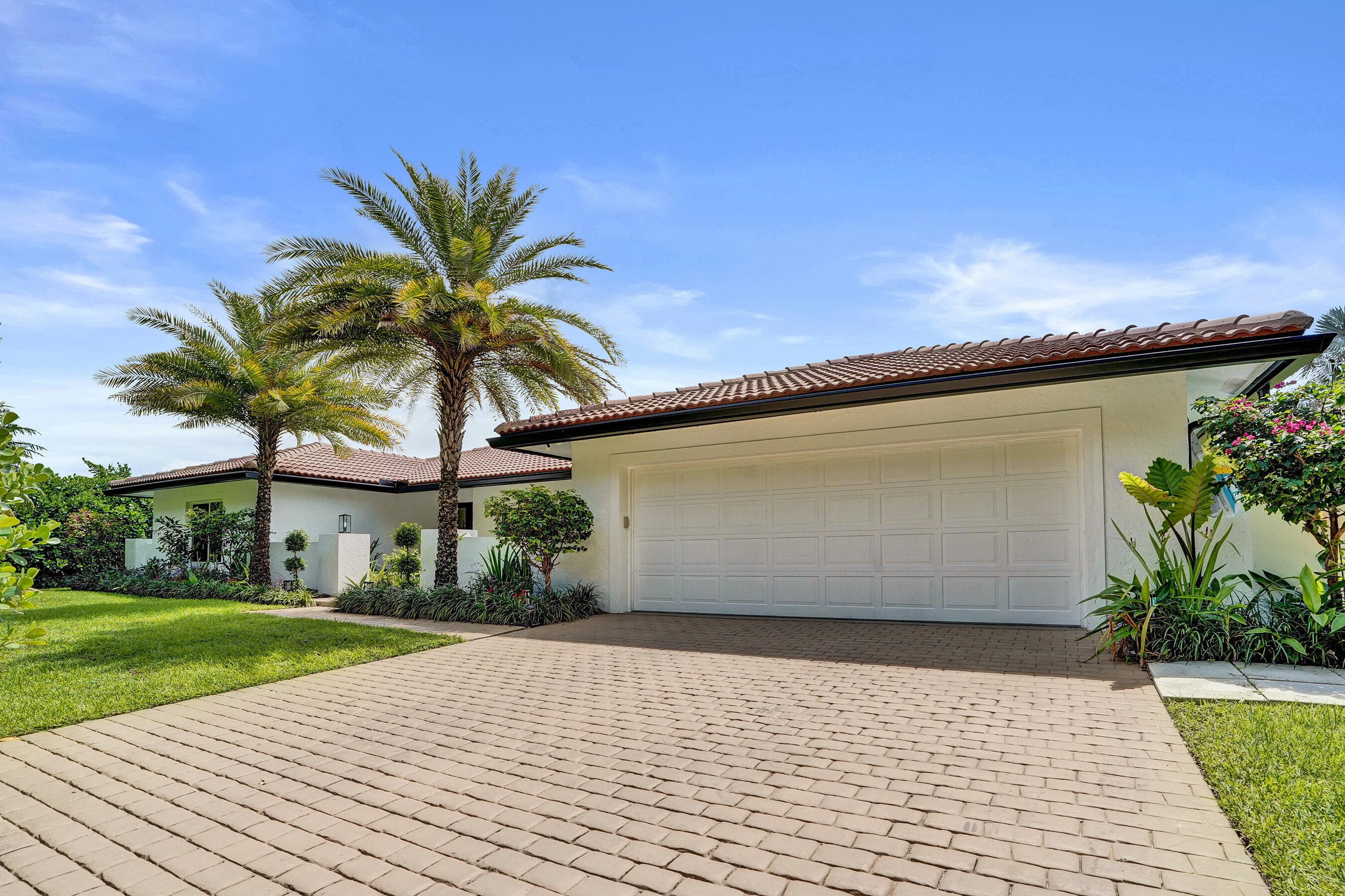 2804 Banyan Boulevard Circle NW, Boca Raton, FL 33431 — photo 1 of 113