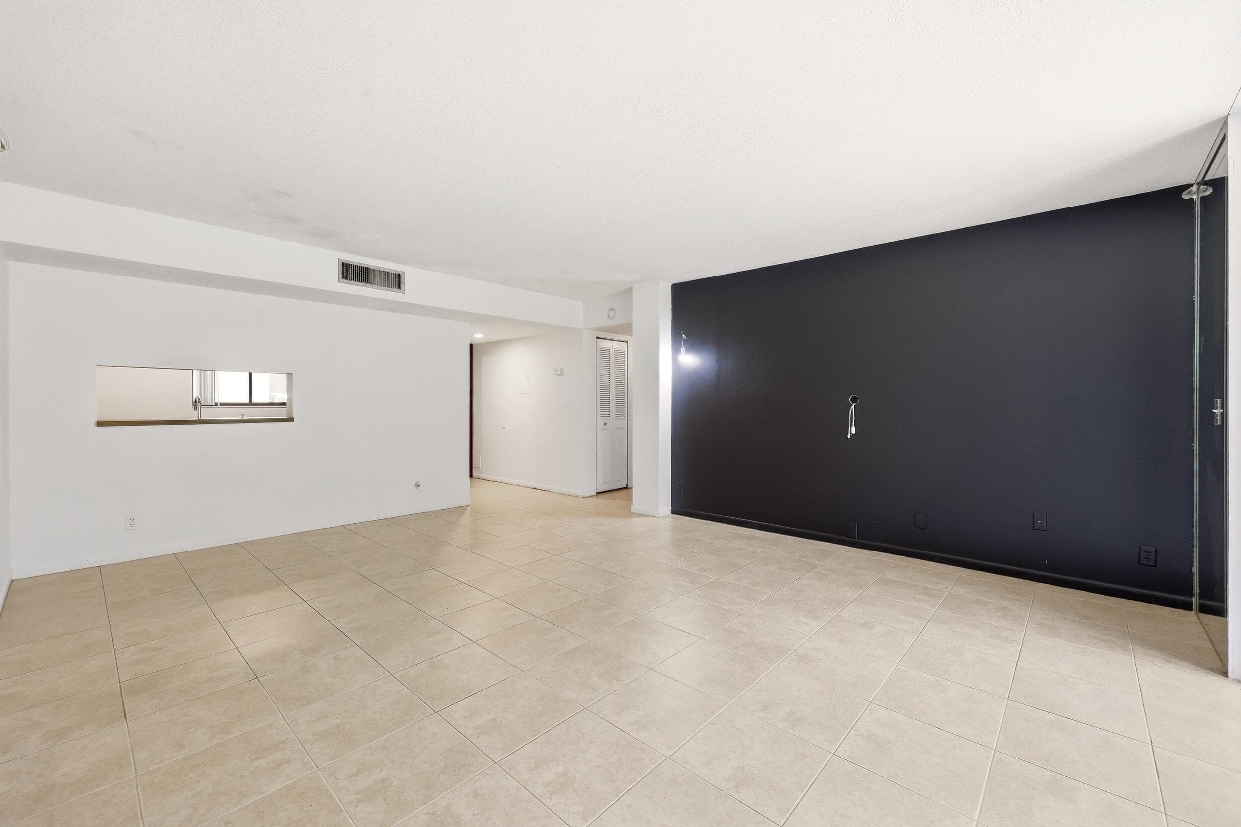 5160 Las Verdes Circle Unit 101, Delray Beach, FL 33484 — photo 8 of 42