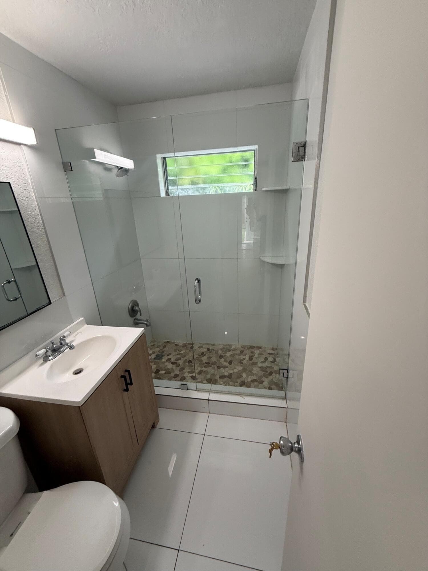 741 Roseland Drive, West Palm Beach, FL 33405 — photo 4 of 15