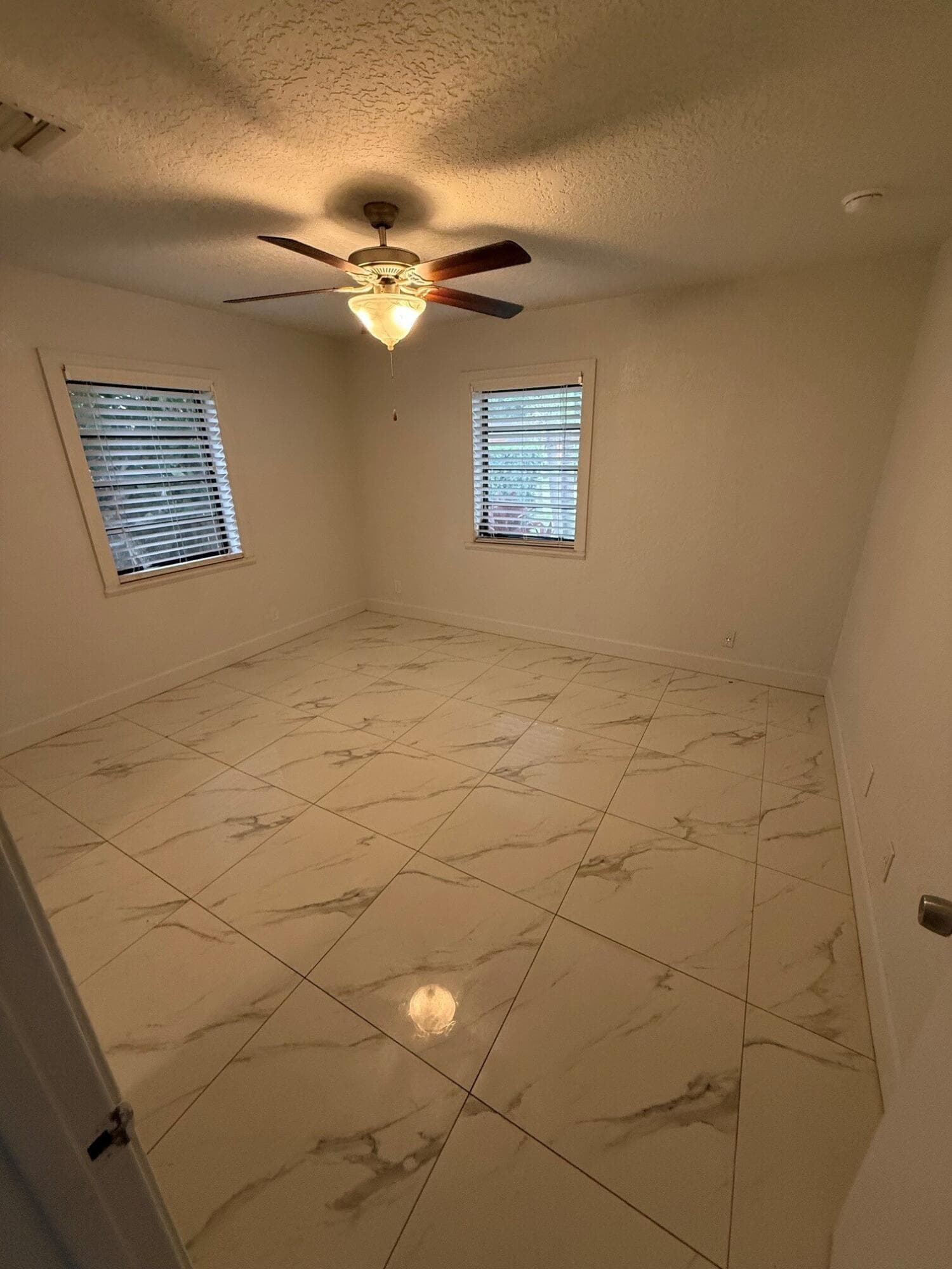 741 Roseland Drive, West Palm Beach, FL 33405 — photo 5 of 15