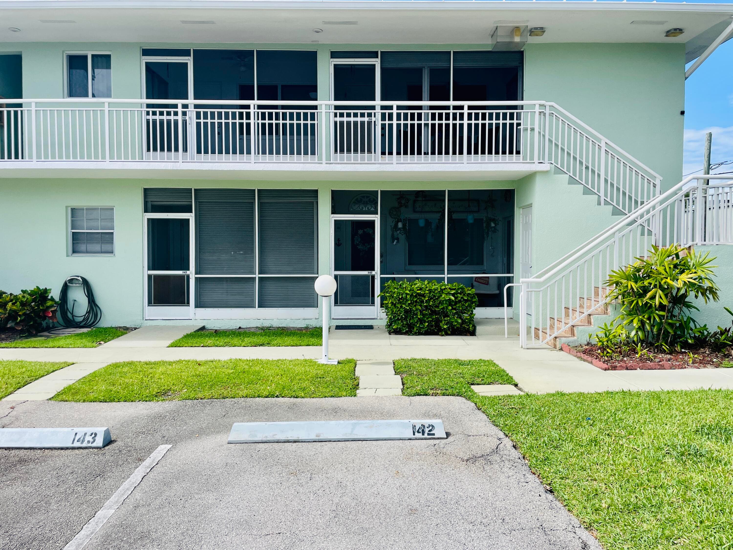 2100 NE 38th Street 142, Lighthouse Point, FL 33064 — photo 4 of 42