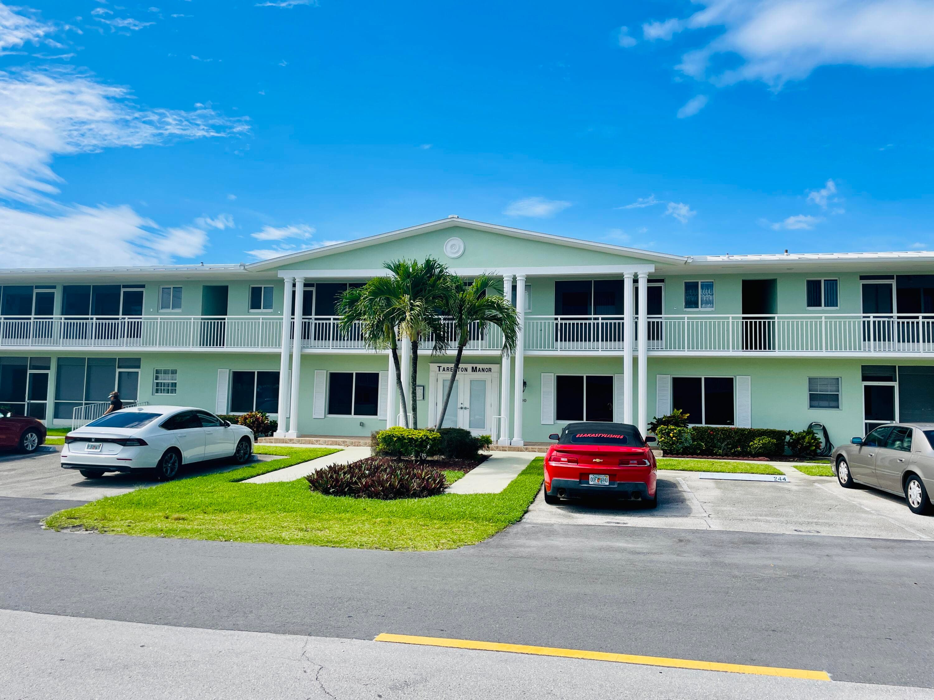 2100 NE 38th Street 142, Lighthouse Point, FL 33064 — photo 1 of 42