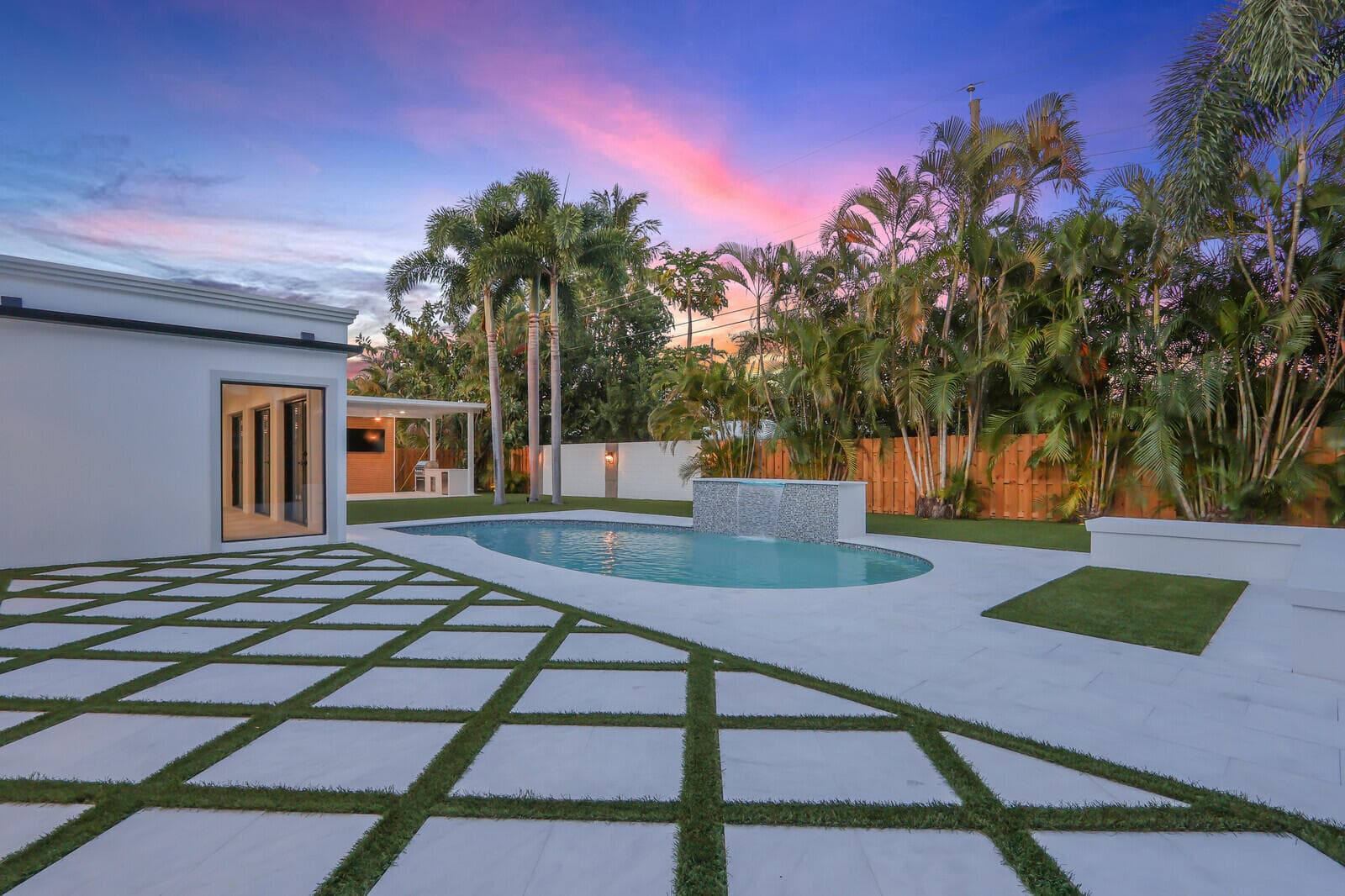 391 W Riverside Drive, Tequesta, FL 33469 — photo 12 of 52