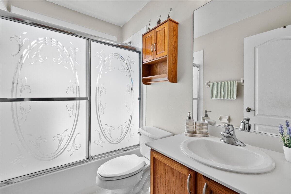 114 Lancaster Way, Royal Palm Beach, FL 33414 — photo 18 of 35