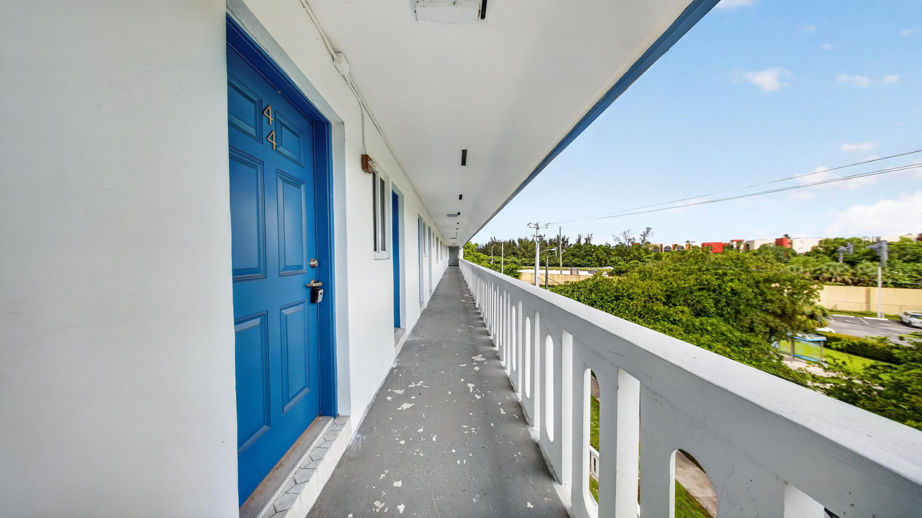 1100 NE 191st Street 44, Miami, FL 33179 — photo 5 of 29