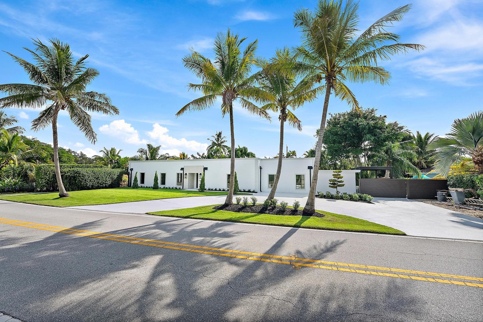 391 W Riverside Drive, Tequesta, FL 33469 — photo 33 of 52