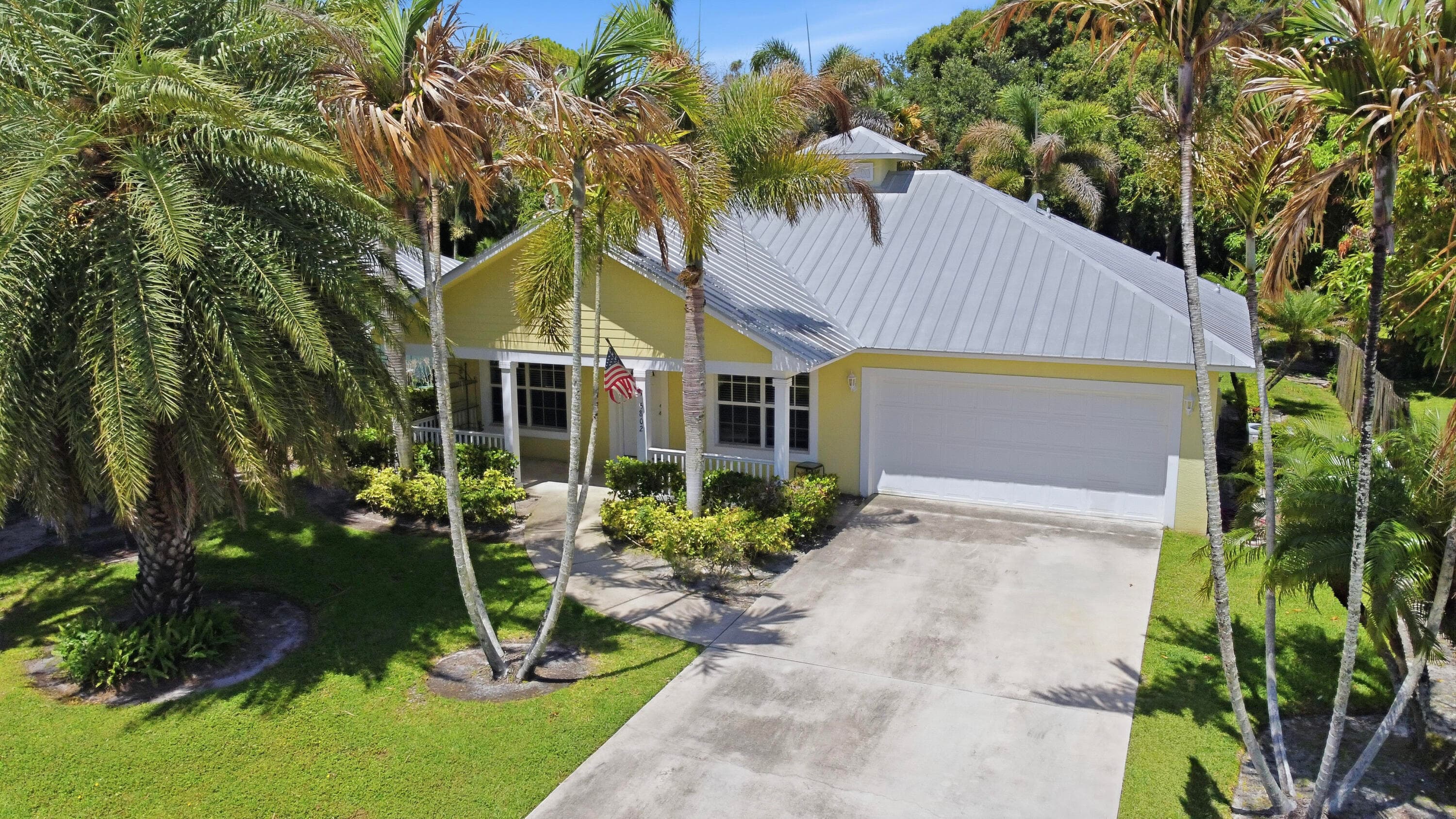 5802 SE Wesley Avenue, Stuart, FL 34997 — photo 1 of 31