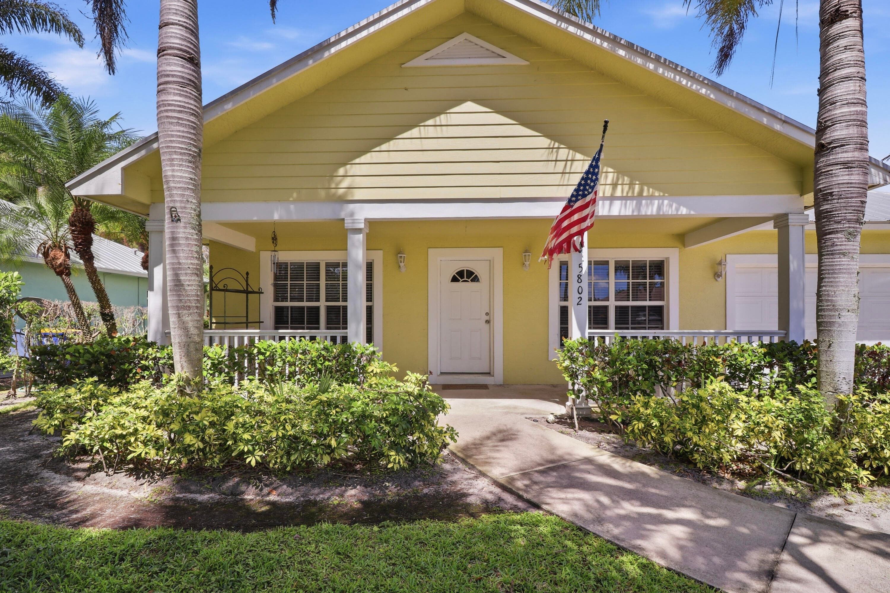 5802 SE Wesley Avenue, Stuart, FL 34997 — photo 4 of 31