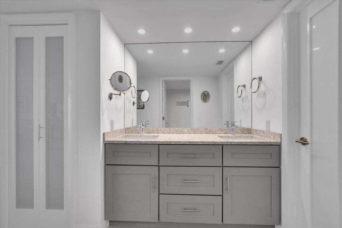300 N Hwy A1a 101h, Jupiter, FL 33477 — photo 17 of 36