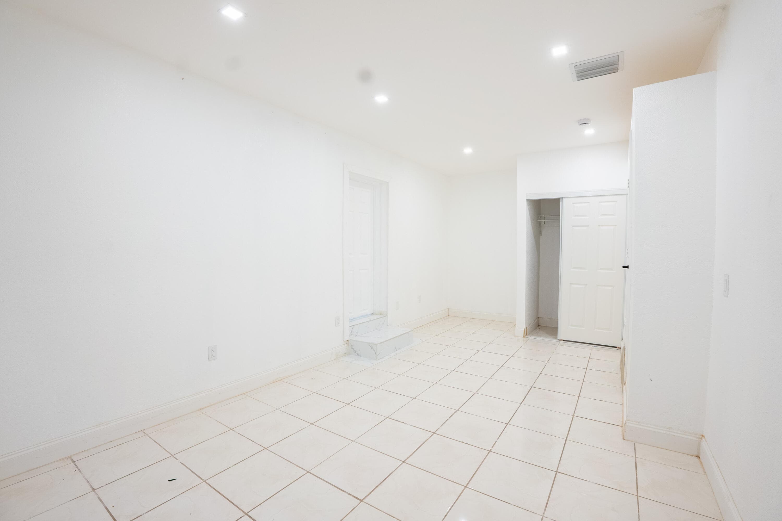 1331 NW 87th Street, Miami, FL 33147 — photo 29 of 39