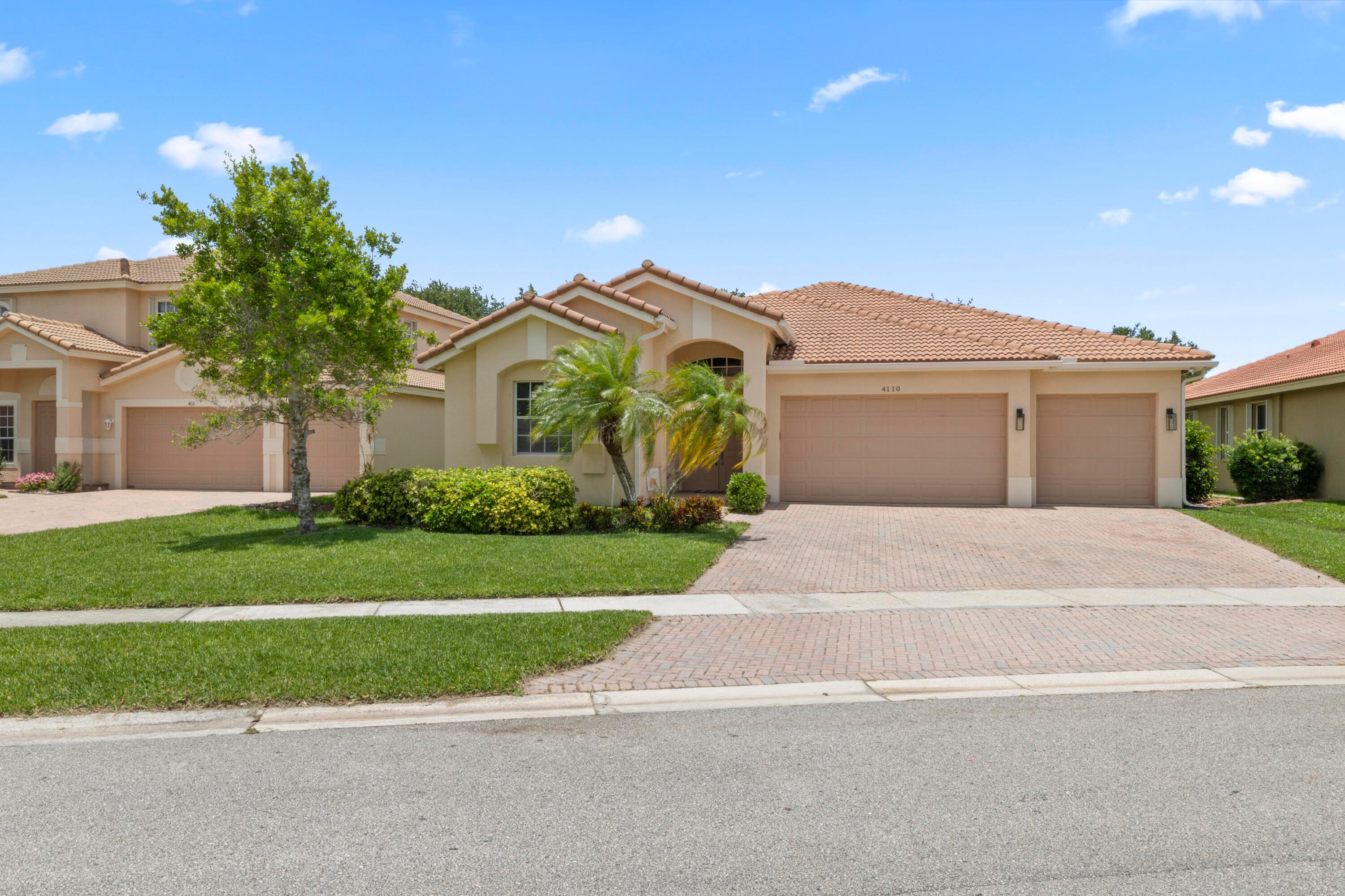 4110 Silverstone Drive, Fort Pierce, FL 34947 — photo 2 of 50