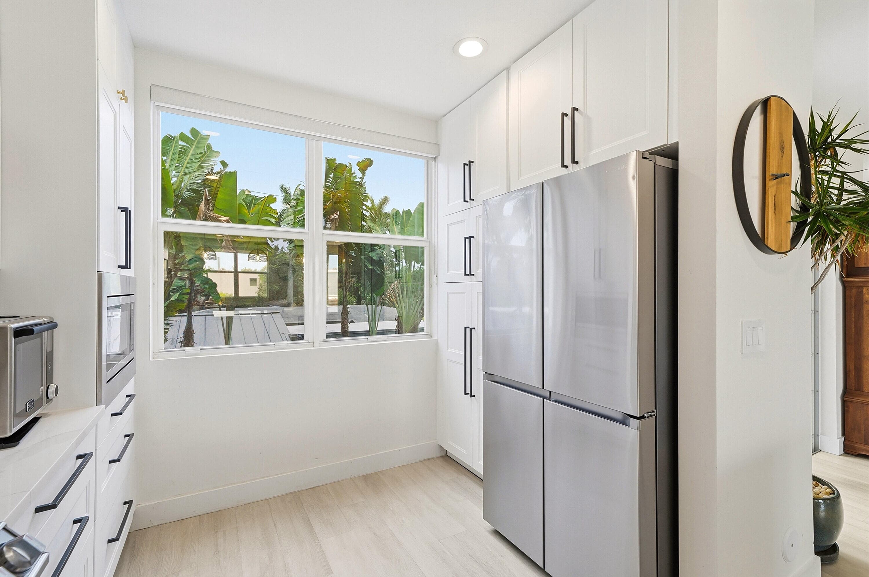 1210 NE 11th Avenue, Fort Lauderdale, FL 33304 — photo 12 of 46