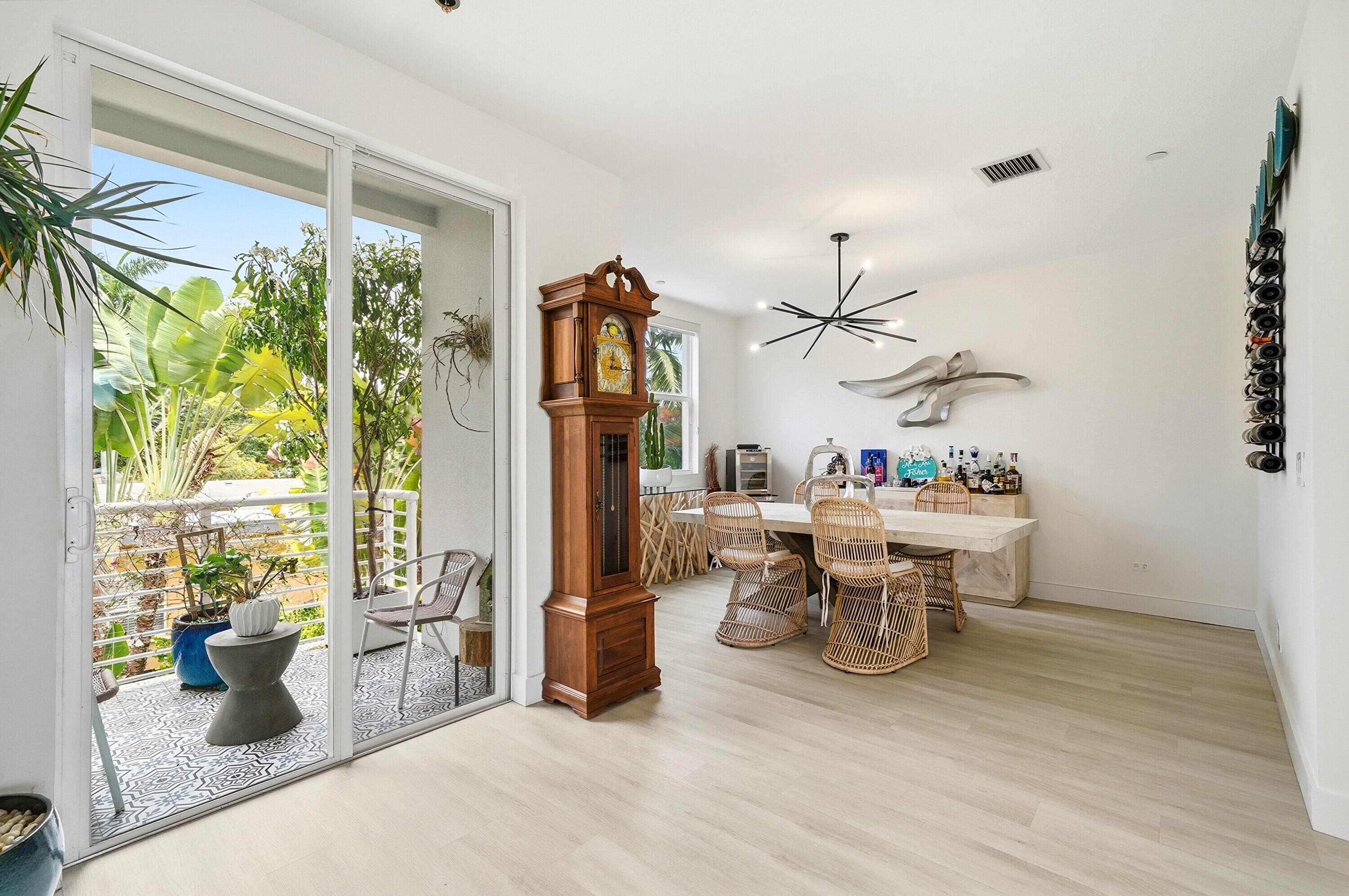 1210 NE 11th Avenue, Fort Lauderdale, FL 33304 — photo 26 of 46