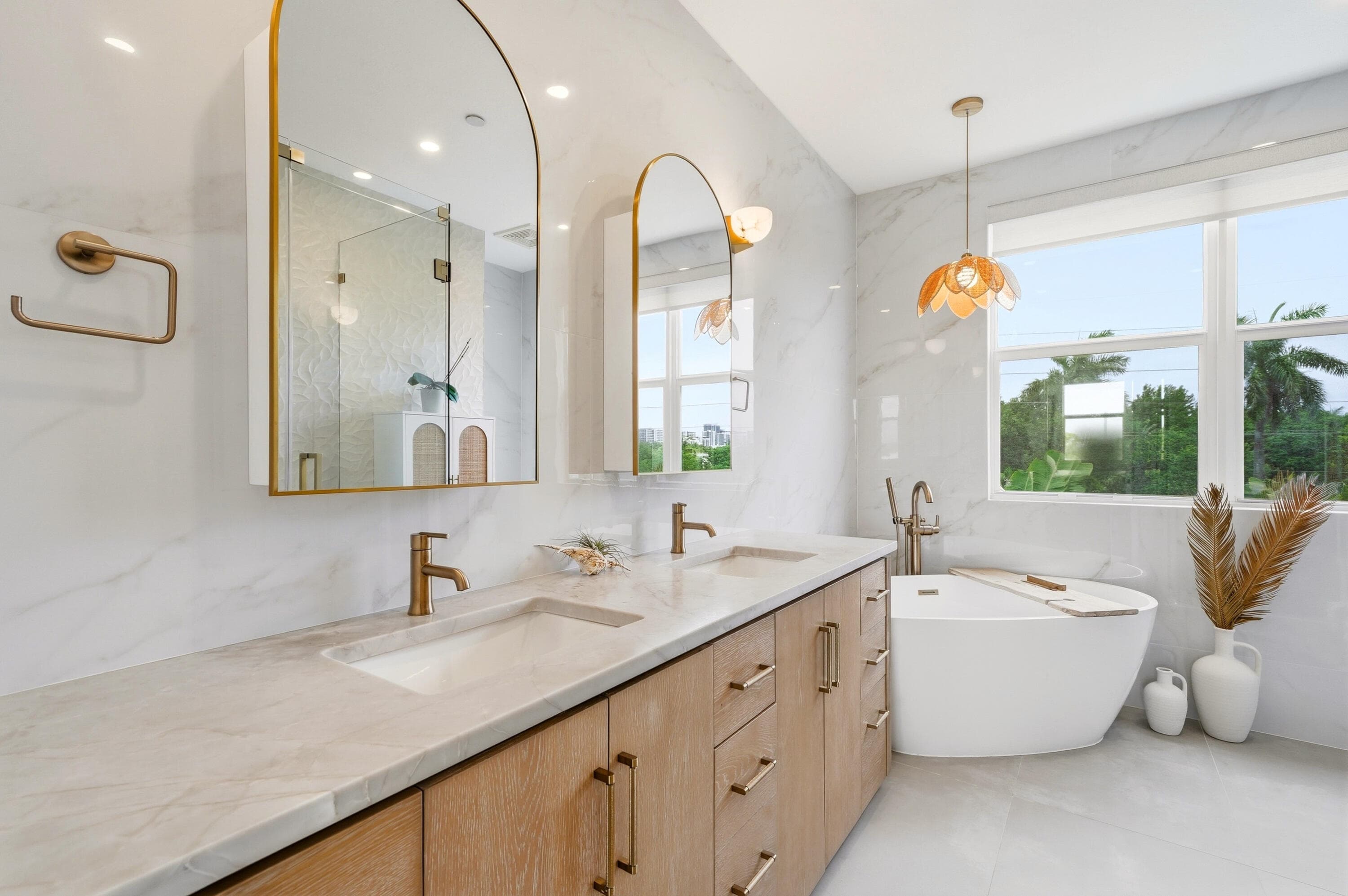 1210 NE 11th Avenue, Fort Lauderdale, FL 33304 — photo 3 of 46