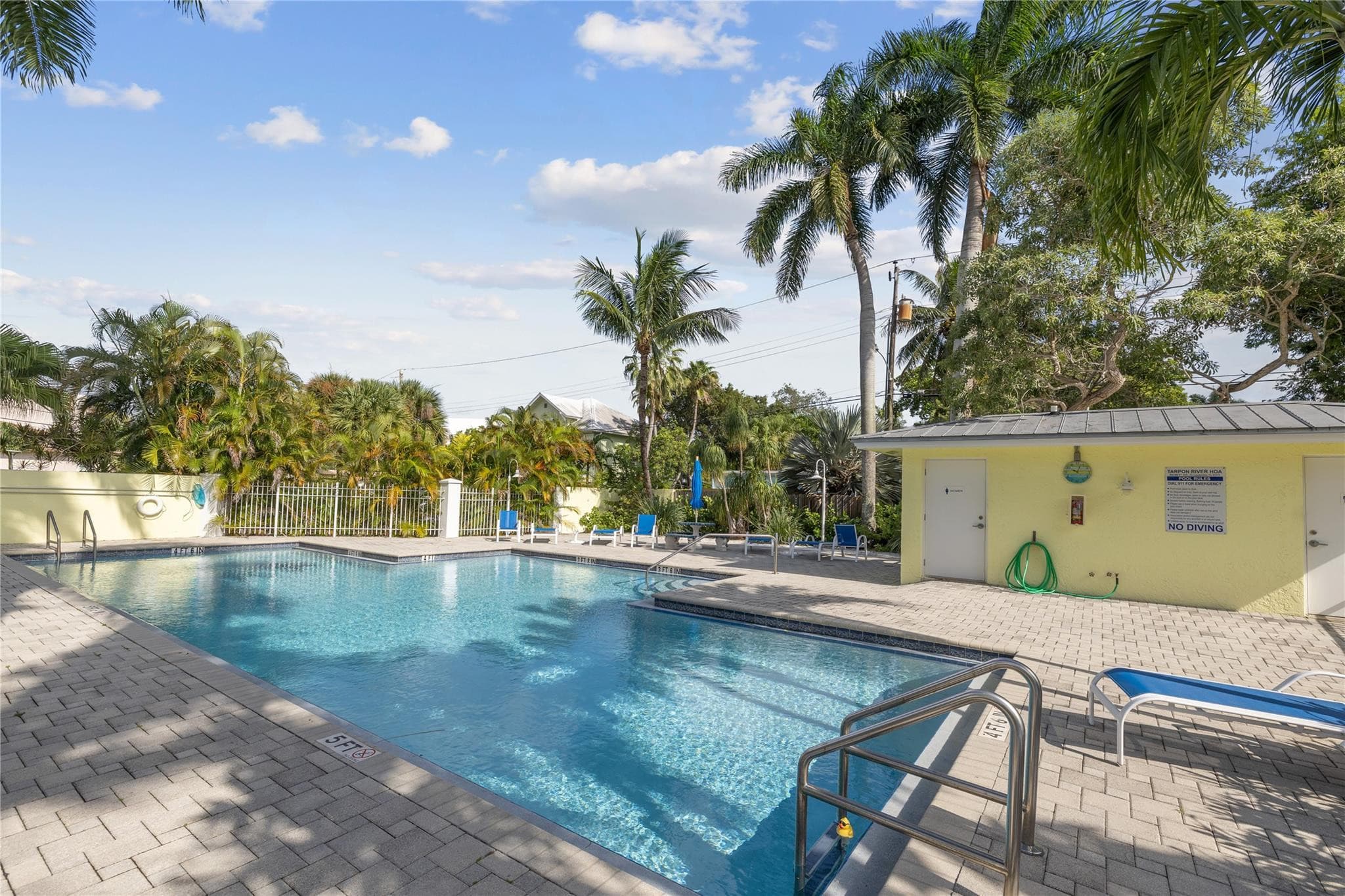 603 SW 7th Avenue 11, Fort Lauderdale, FL 33315 — photo 6 of 39