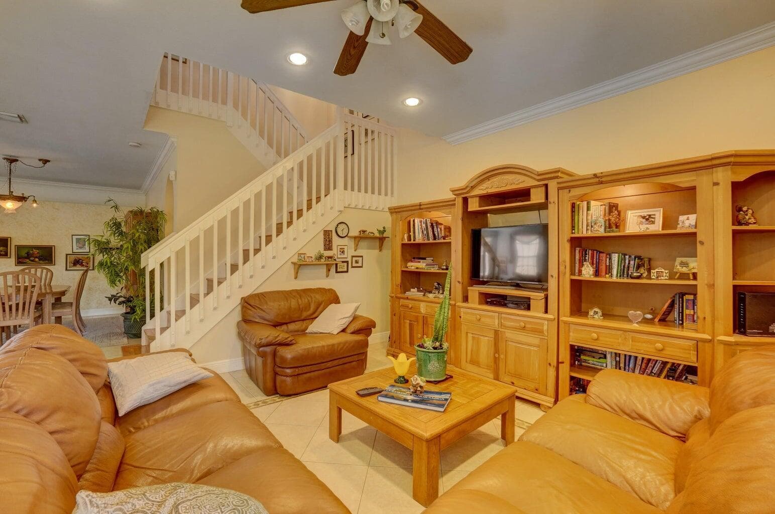 6139 Branchwood Drive, Lake Worth, FL 33467 — photo 9 of 43