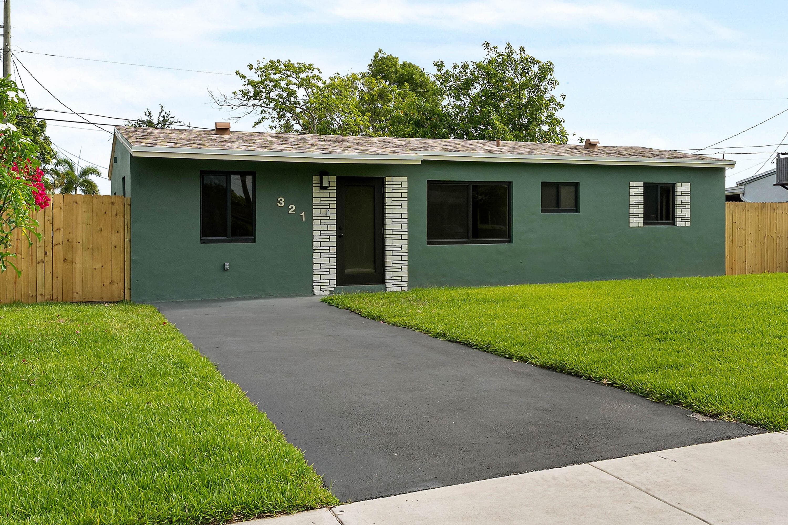 321 NE 59th Street, Oakland Park, FL 33334 — photo 2 of 45