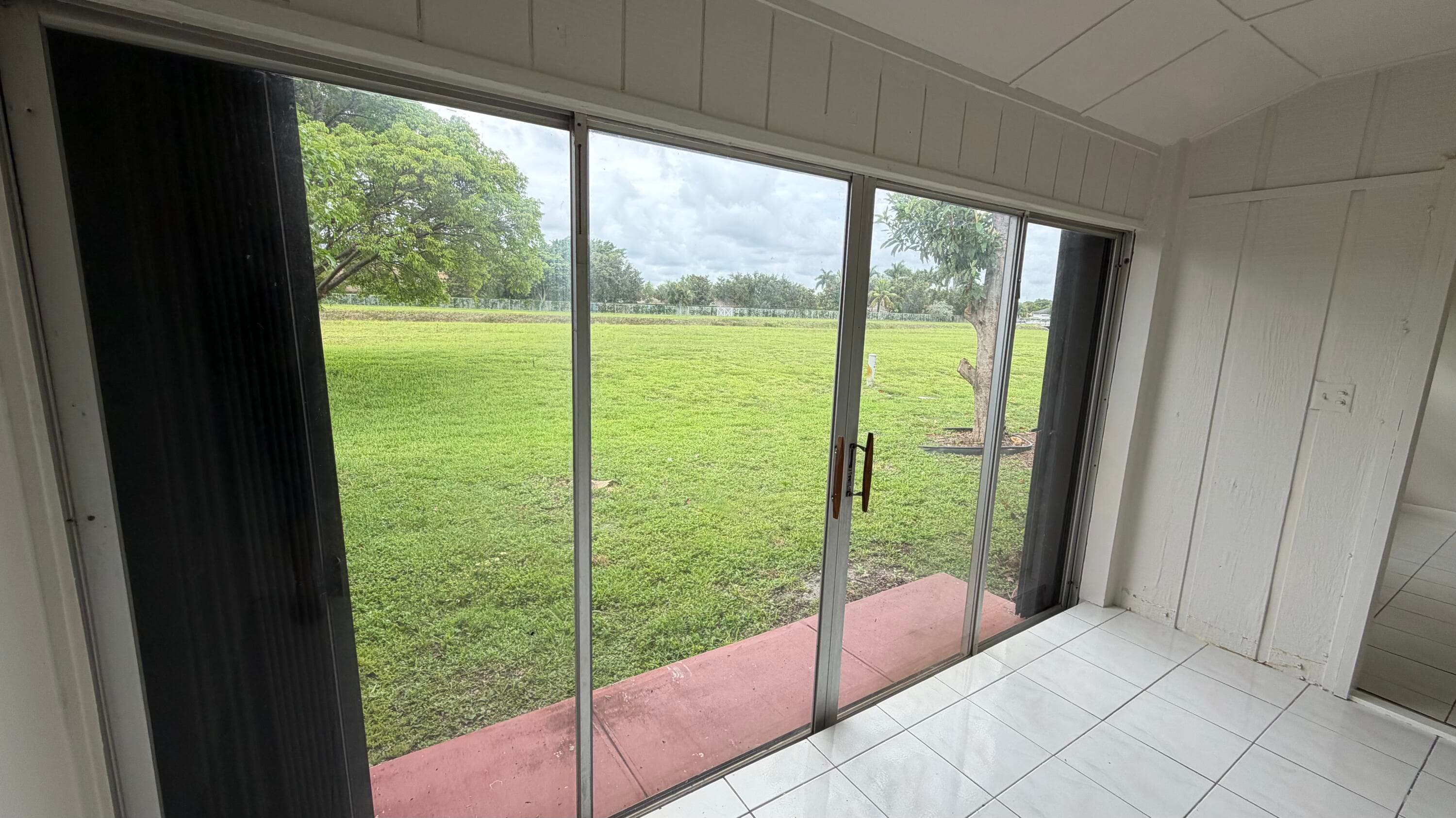5460 S Lakewood Cir S S C, Margate, FL 33063 — photo 32 of 59