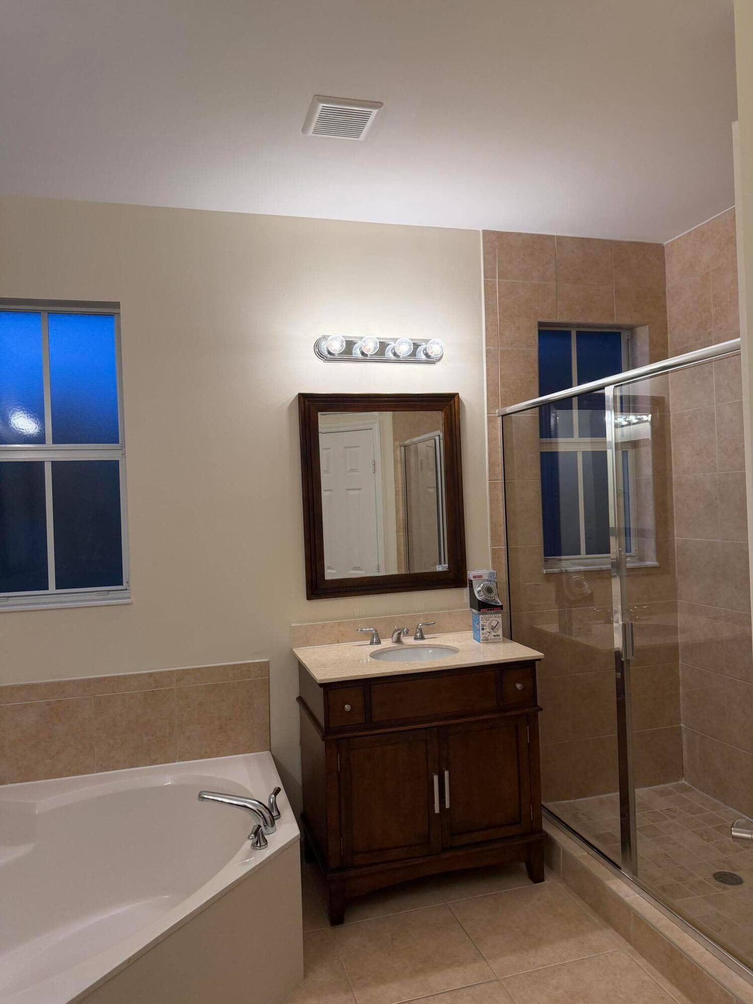 7490 NW 115th Court, Doral, FL 33178 — photo 12 of 28