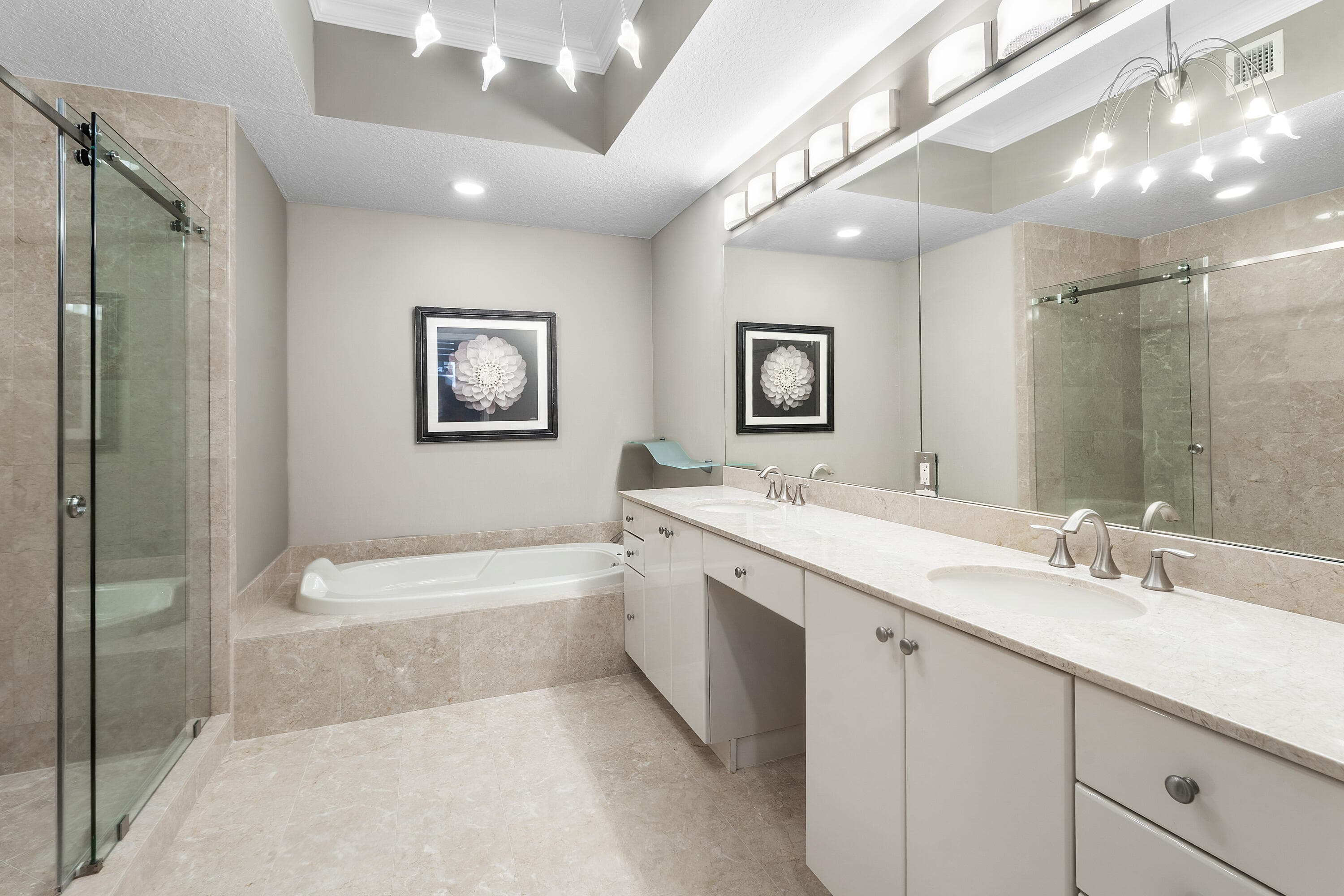 701 S Olive Avenue 609, West Palm Beach, FL 33401 — photo 12 of 47
