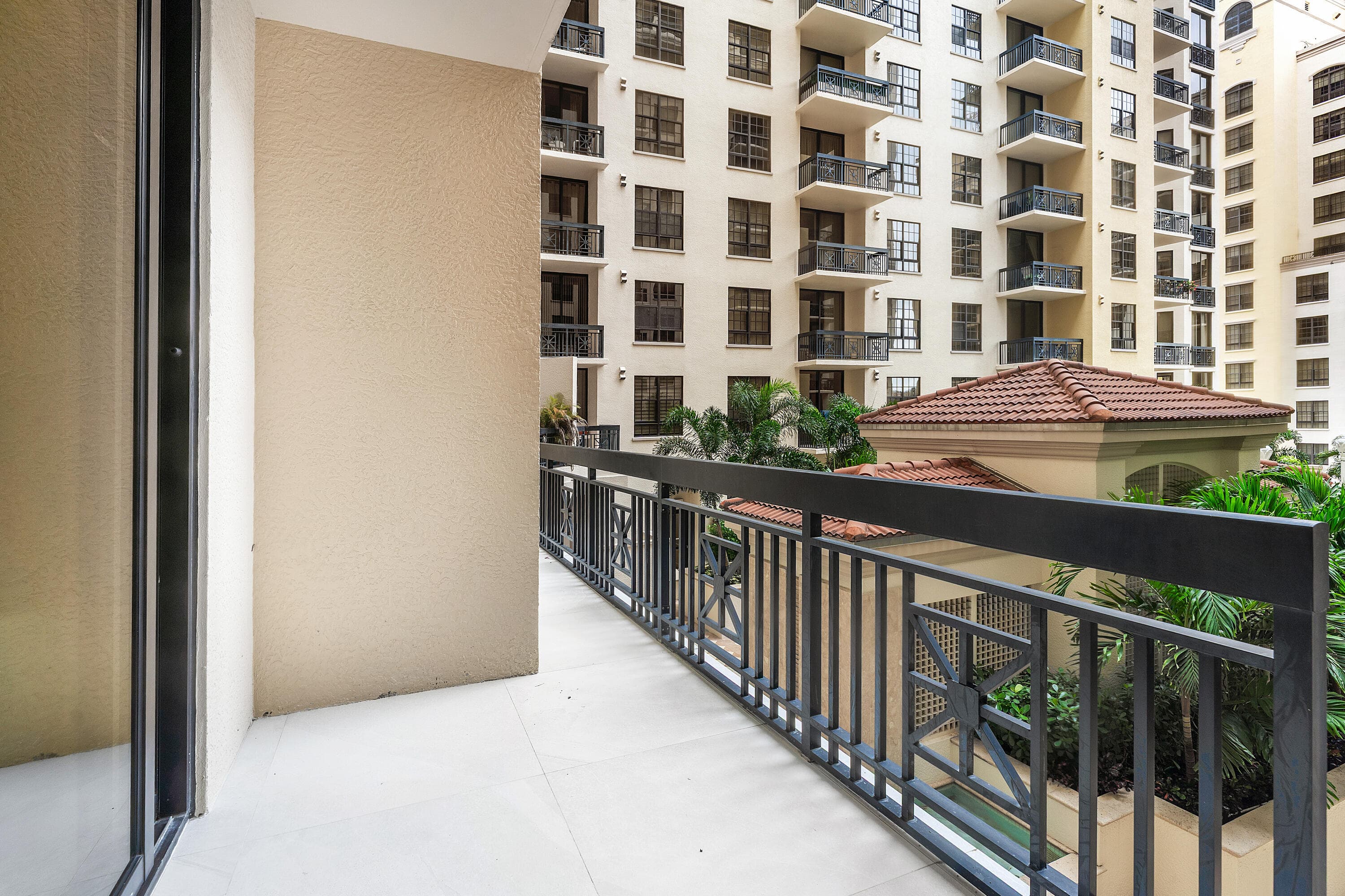 701 S Olive Avenue 609, West Palm Beach, FL 33401 — photo 17 of 47
