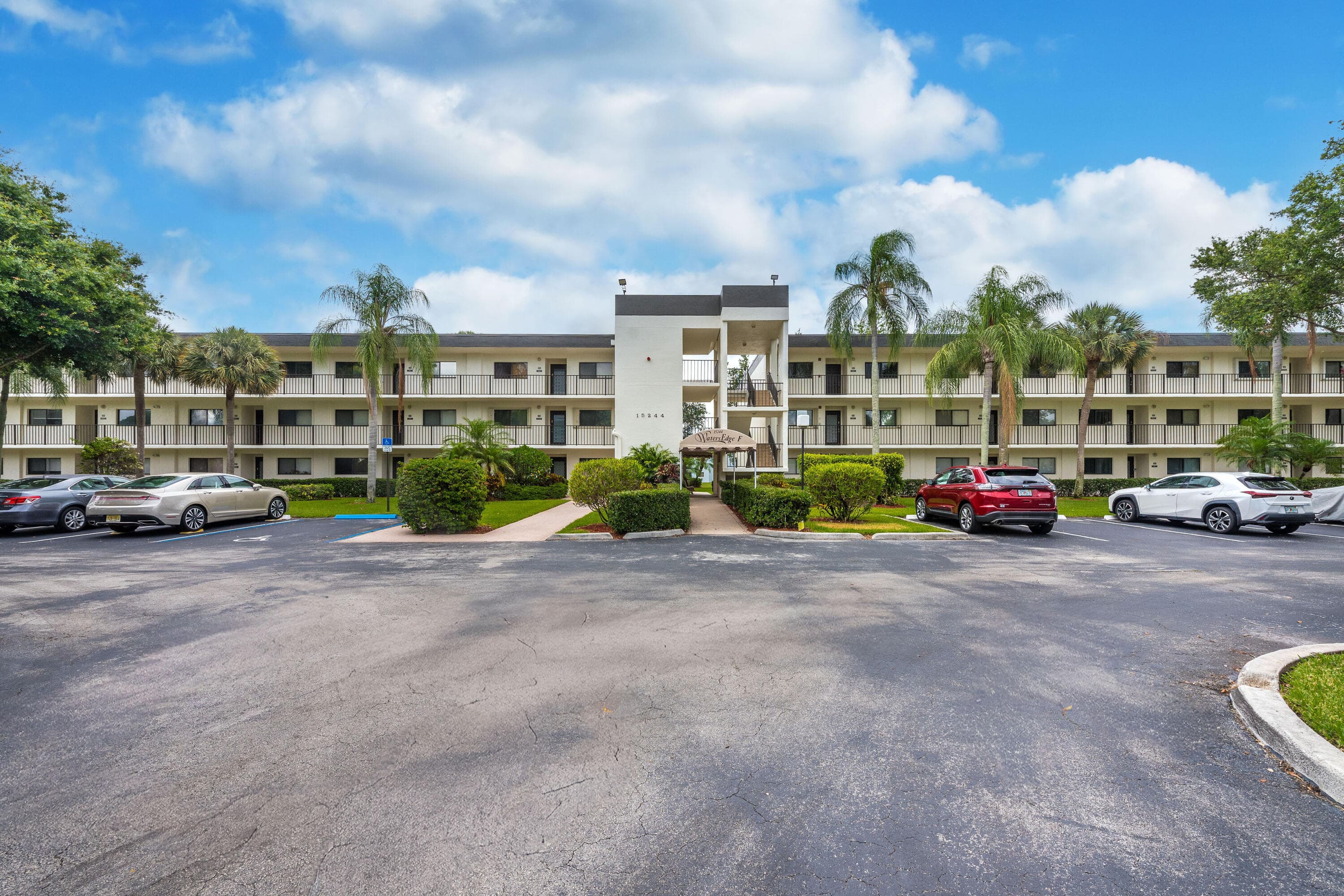 15244 Lakes Of Delray Boulevard 304, Delray Beach, FL 33484 — photo 2 of 38