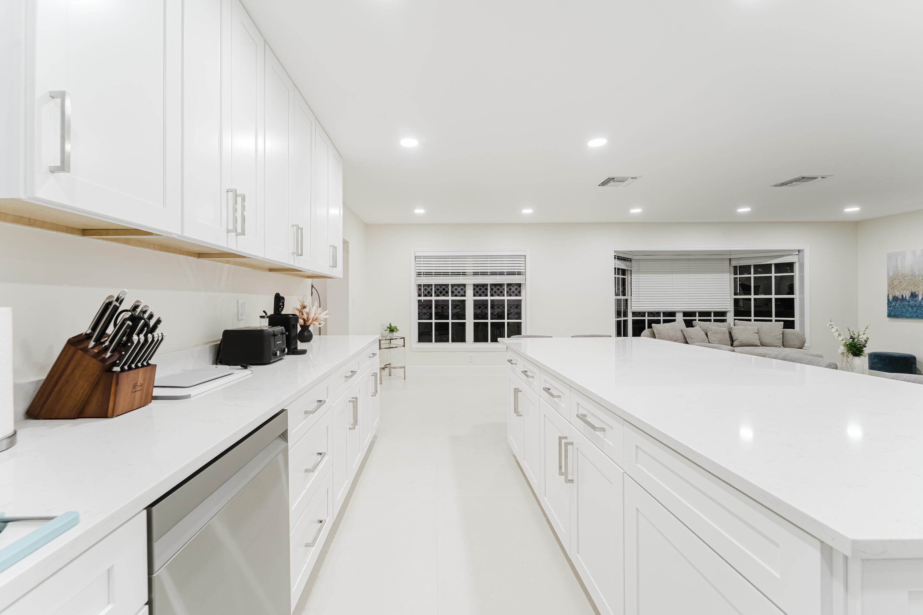 3199 NE 6th Drive, Boca Raton, FL 33431 — photo 23 of 49
