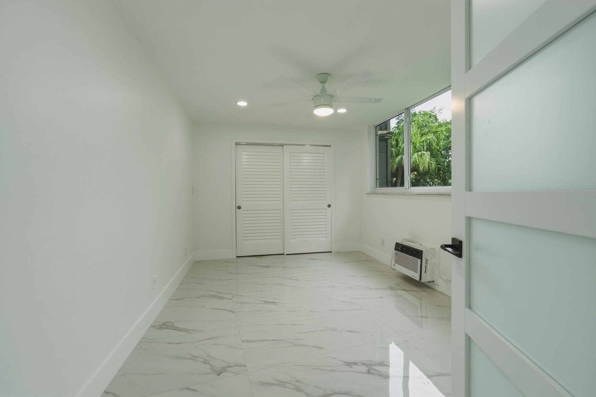 8970 S Hollybrook Boulevard 205, Pembroke Pines, FL 33025 — photo 5 of 50