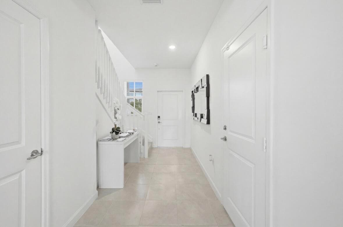 2324 NW 130th Street, Miami, FL 33167 — photo 2 of 10