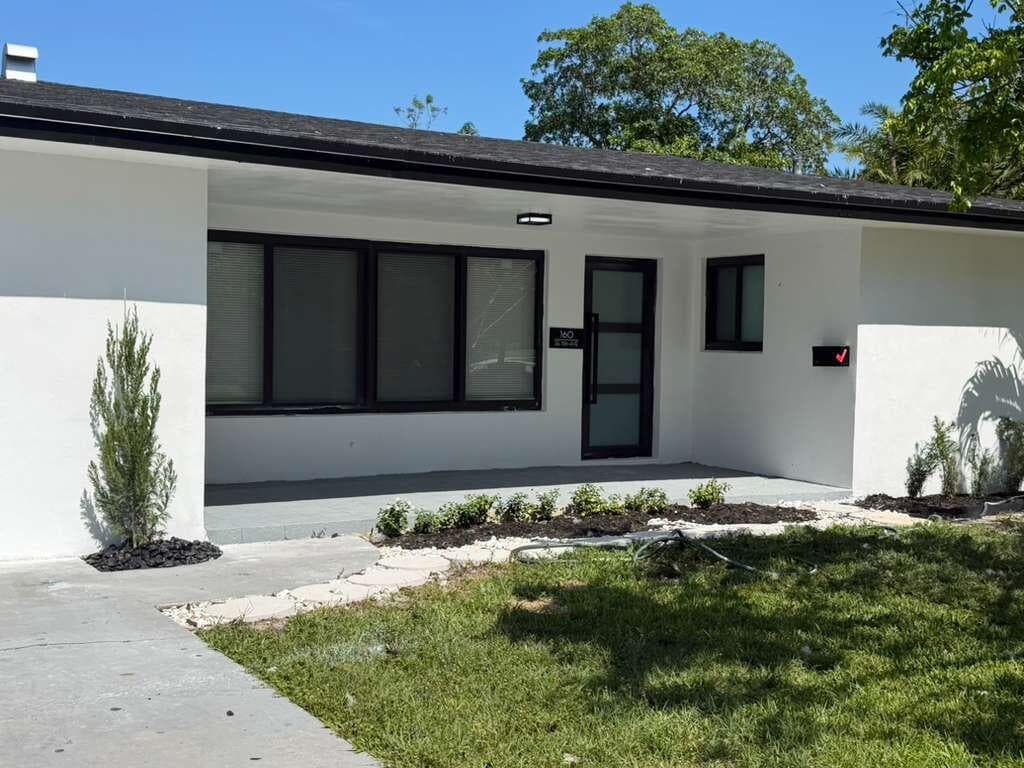 160 SE 15th Avenue, Pompano Beach, FL 33060 — photo 2 of 14