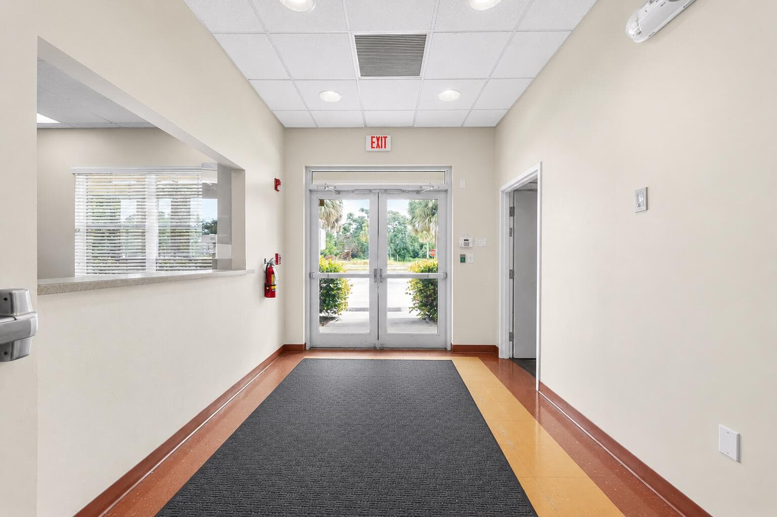 3651 Virginia Avenue, Fort Pierce, FL — photo 2 of 15