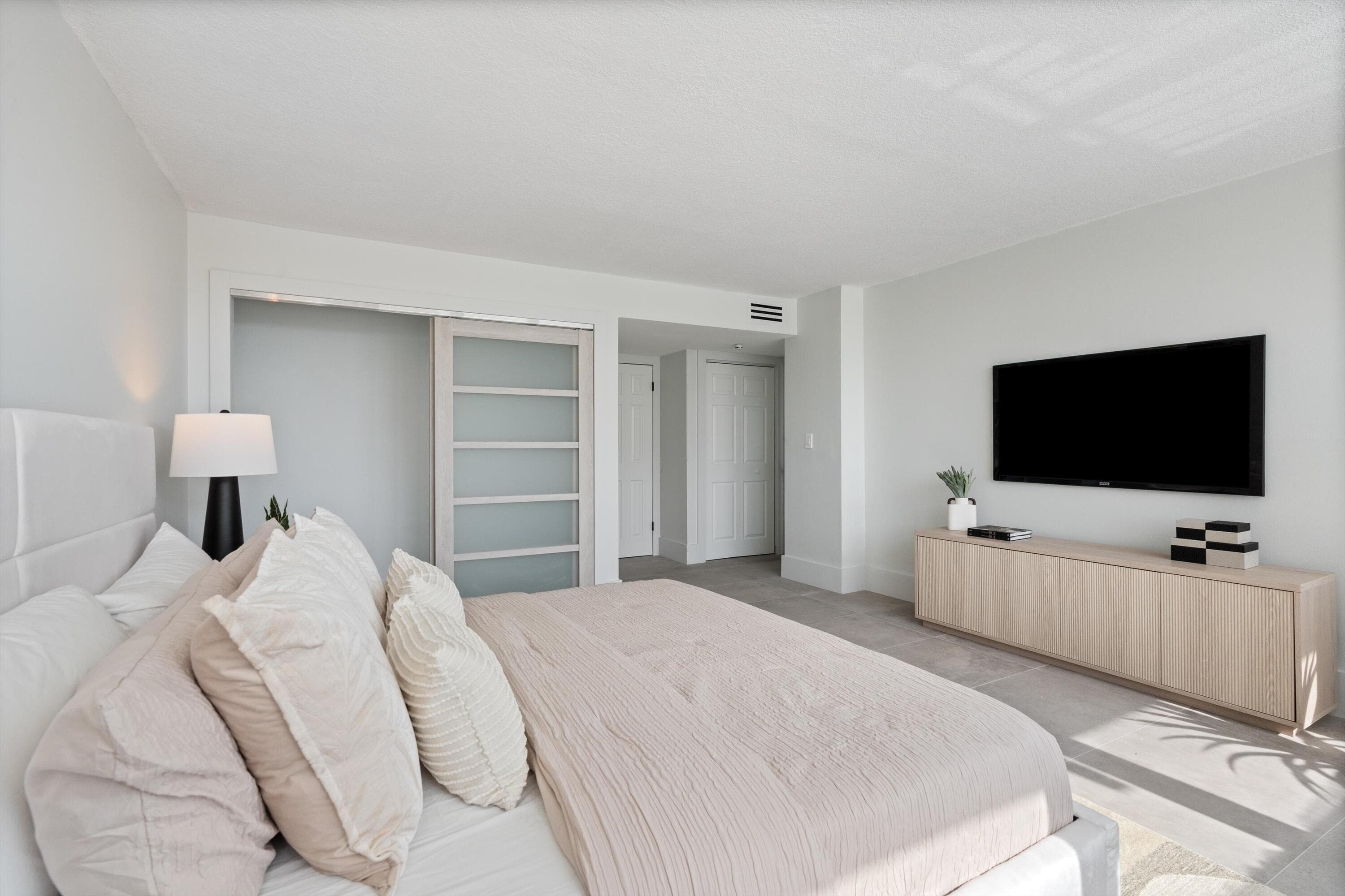 2800 E Sunrise Boulevard 4c, Fort Lauderdale, FL 33304 — photo 14 of 49