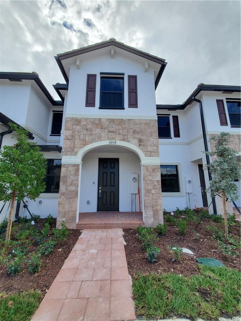 3216 W 114th Terrace, Hialeah, FL 33018 — photo