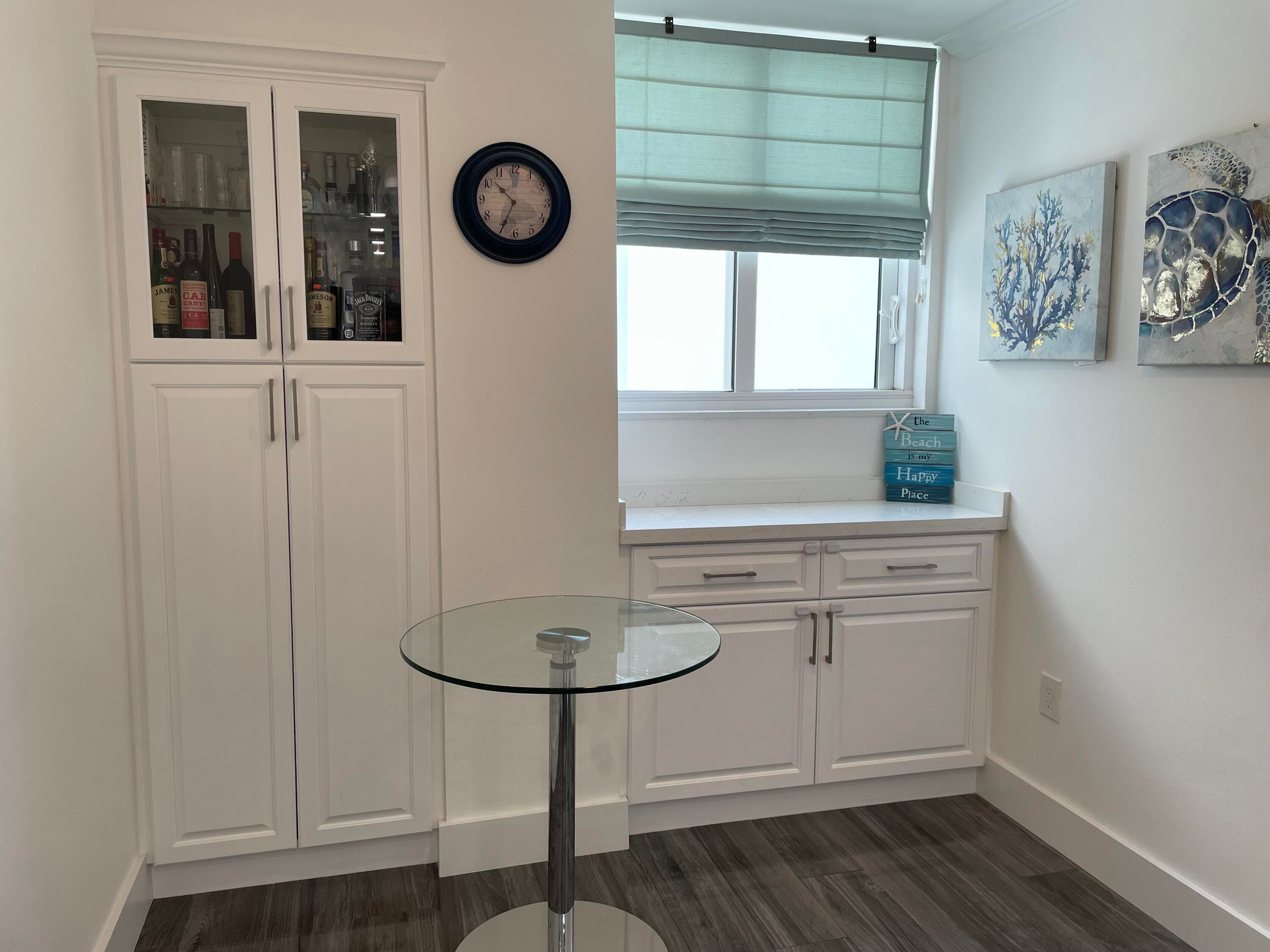 2457 Collins Avenue 504, Miami Beach, FL 33140 — photo 8 of 16