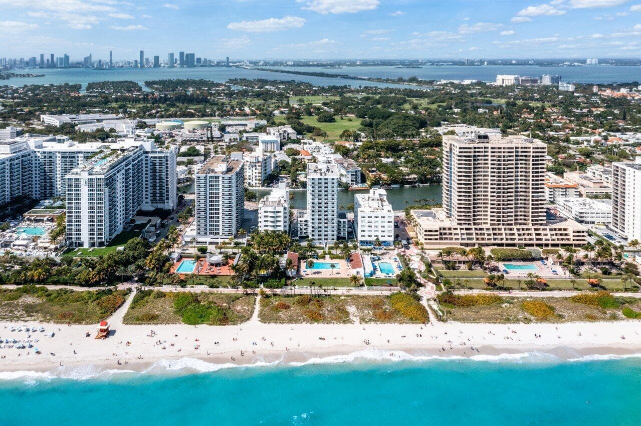 2457 Collins Avenue 504, Miami Beach, FL 33140 — photo 2 of 16